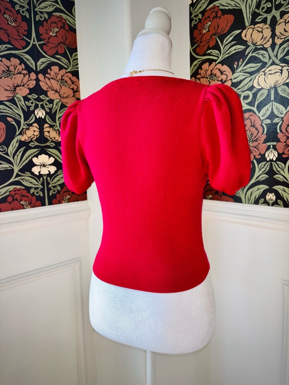 EXPRESS 🌹 Puff Sleeve Sweater Top - Picture 6 of 7